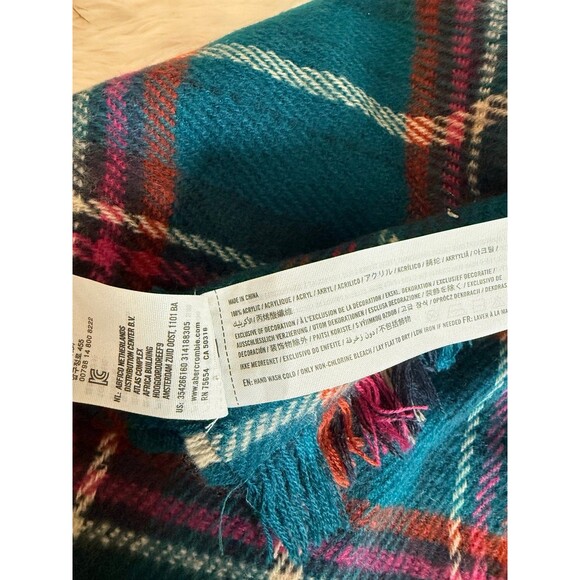 Blanket Scarf - Picture 4 of 6